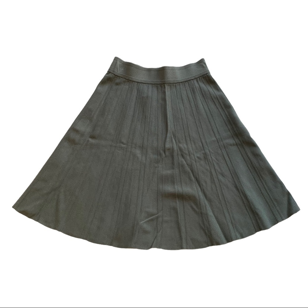 H&M Circle Skirt - Picture 1 of 2